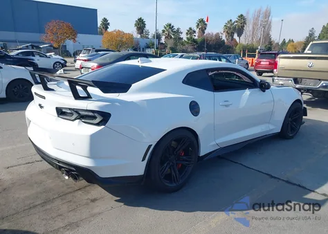 2022 Chevrolet Camaro Rwd Zl1 from USA, damaged, VIN 1G1FK1R68N0124308